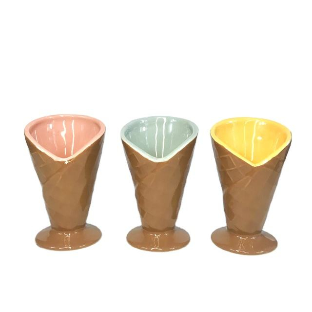 HOT Summer ICE CREAM CONE YELLOW/PINK ICE CREAM CERAMIC CUPS