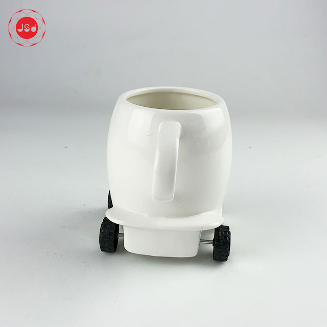 Creative Design White Ceramic Cartoon Car Mug With Wheel