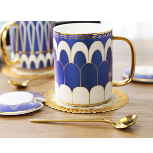 Modern Nordic Arabic Ceramic Coffee Cup Mugs With Golden Spoon Lid
